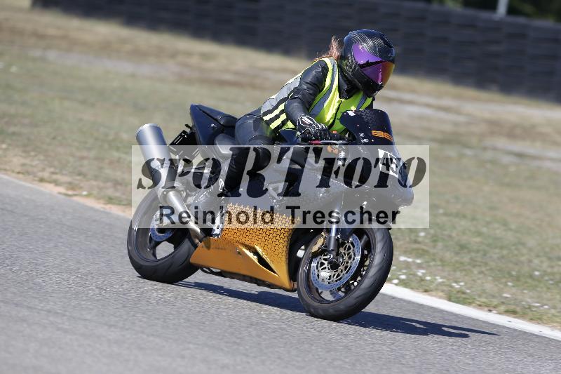 /36 08.08.2026  Pluess Motosport ADR/Einsteiger/454
